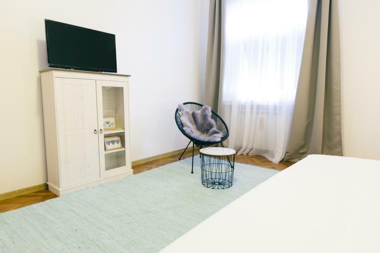 Street View Apartments Sibiu Exterior foto